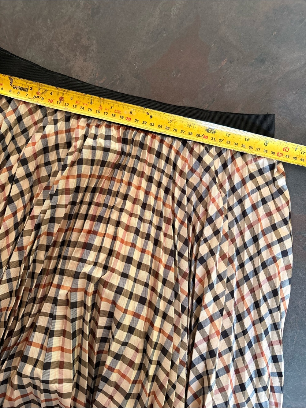Plaid Pleated Midi Skirt 8 - Picture 3 of 4